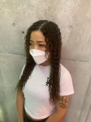 ロング パーマ HONEY TRAP!所属・HARURU🪮✨ ブレイズ海外ヘアのヘアスタイル