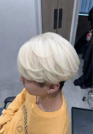 カラー メンズ ユージ ✂︎ パーマ＆ハイトーンのヘアスタイル