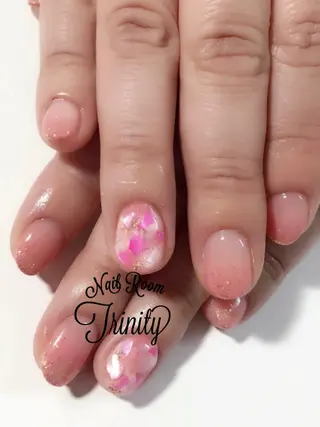 ネイル Trinity staffのネイルデザイン