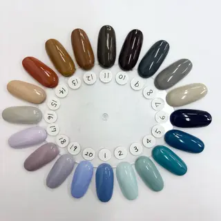 ネイル セプトアカデミー 古田のネイルデザイン