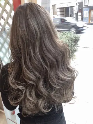 セミロング カラー 加藤 直樹のヘアスタイル