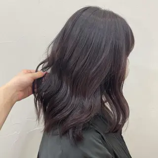 ミディアム 顔まわりレイヤー/ bob及川亜沙美のヘアスタイル