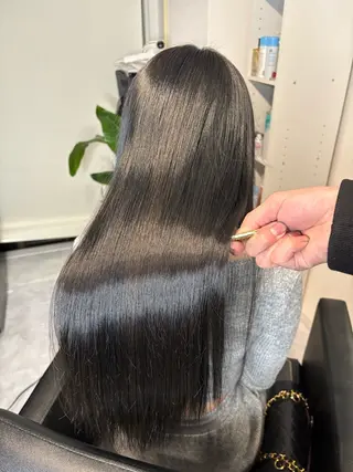 カラー kouki /髪質改善／艶カラーのヘアスタイル