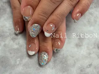 ネイル ネイルリボン 伊藤のネイルデザイン