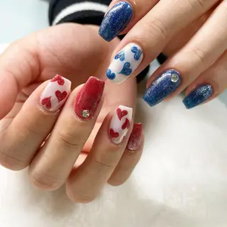 ネイル Laki nailのネイルデザイン