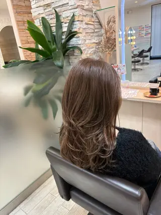 セミロング CREA渋沢 モデル募集🌺アイナのヘアスタイル