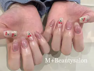 ネイル M+  Beauty Salonのネイルデザイン
