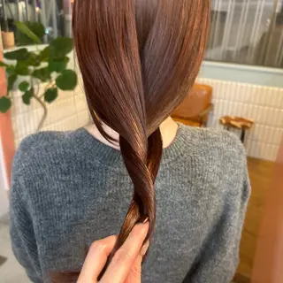 ロング カラー MUKU 市川 莉花のヘアスタイル
