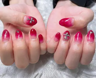 ネイル 遠藤 唯菜のネイルデザイン