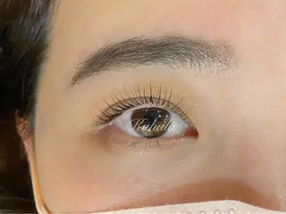 マツエク・マツパ アイラッシュリゾートカハラ新宿本店所属・Kahala KOMADAのマツエク・マツパデザイン