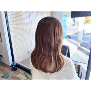 ロング カラー ツキダテ ユイのヘアスタイル