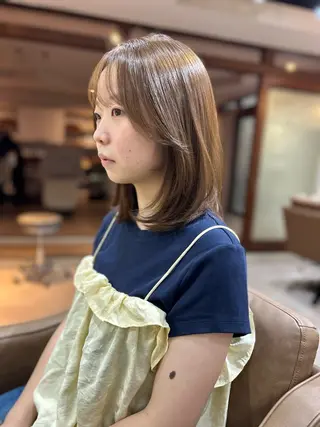 セミロング カラー 高橋 実咲のヘアスタイル