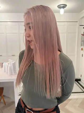 カラー ブリーチカラー🎀 韓国風/寺門美優のヘアスタイル