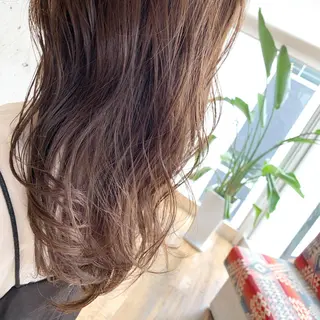 セミロング 🌷横浜/レイヤー /艶カラー🌷のヘアスタイル