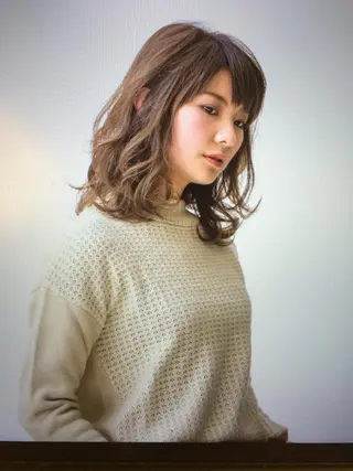 ミディアム セミロング tipi 香椎・千早のヘアスタイル