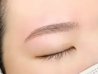アイブロウ eyesalon Fair 香村 華花のマツエク・マツパデザイン