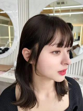 ミディアム レイヤーカット/ 顔まわり/アオイのヘアスタイル