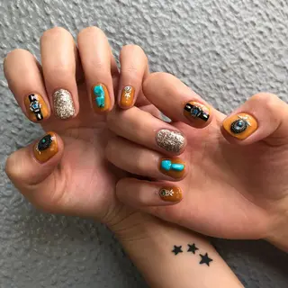 ネイル crestnail所属・小林 束紗のネイルデザイン