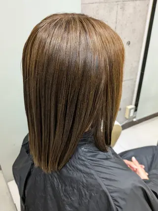 ミディアム 小林 凜のヘアスタイル