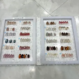 ネイル Salon de LUCULIA所属・LUCULIA 西山のネイルデザイン