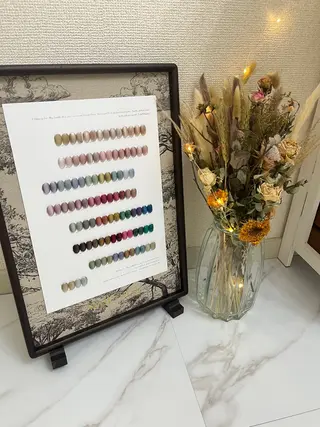 ネイル KARI ネイルサロンのネイルデザイン