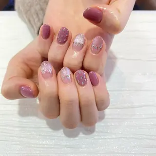 ネイル 脇坂 千晶のネイルデザイン