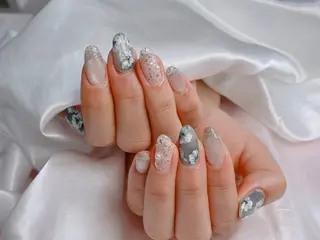 ネイル SINCERELY シンシアリー🌈のネイルデザイン