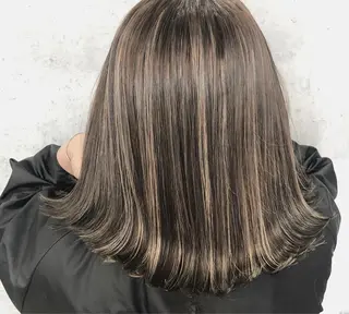 セミロング カラー MiL所属・✨ハイトーン✨ 濱田知孝のヘアスタイル