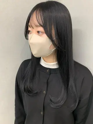 ロング io NANAのヘアスタイル