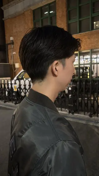 ショート too good所属・gouru 難波美容師のヘアスタイル