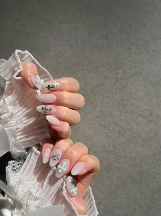 ネイル I-nailロング /ワンホン/キラキラのネイルデザイン