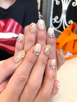 ネイル 【デザイナー】田中 美生のヘアスタイル