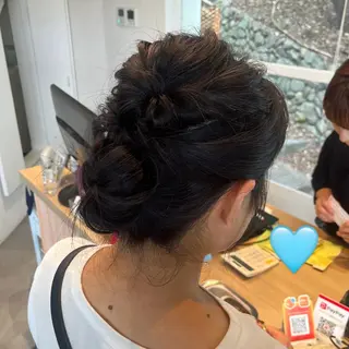 ロング ヘアアレンジ PUREE  de FLEURS所属・本田 茜のヘアスタイル