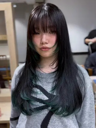 ロング ルーツカラー/ デザインカラー/井川のヘアスタイル