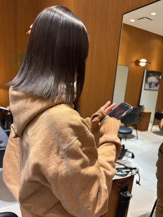 ミディアム yiye   青山店所属・Rako .のヘアスタイル