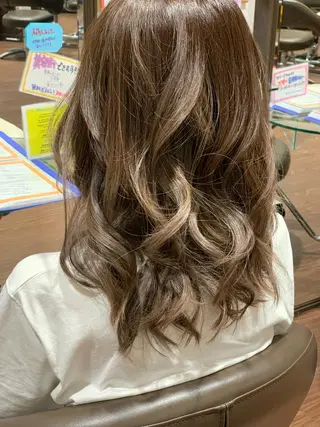 セミロング カラー Ebise Kazunoriのヘアスタイル