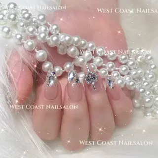 ネイル リボン、ガーリー パーツ放題専門店のネイルデザイン