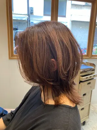 ミディアム カラー en't所属・【女性指名No.1】 西口直子のヘアスタイル