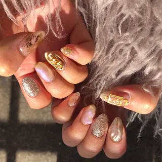 ネイル crestnail所属・小林 束紗のネイルデザイン