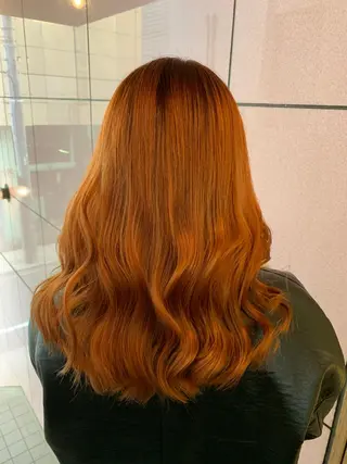 ロング カラー ヘアアレンジ Moana by HEADLIGHT所属・tomoka/ デザインカラー🌺のヘアスタイル