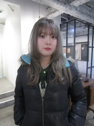 ロング カラー yu maのヘアスタイル