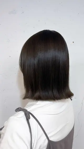 カラー 直木 絵美のヘアスタイル