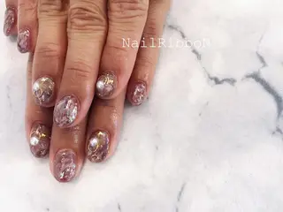 ネイル ネイルリボン 受付スタッフのネイルデザイン
