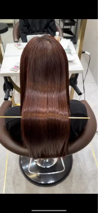 ロング イウラ ショウヤのヘアスタイル