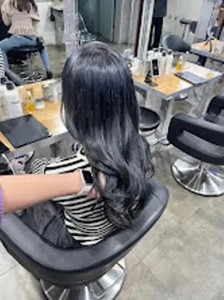 カラー ［THEATER 仙台店🌼］公式のヘアスタイル