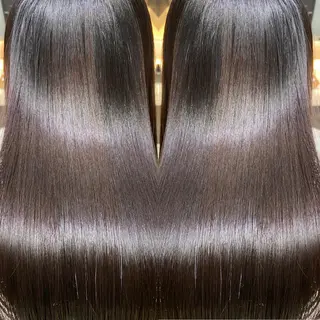 セミロング カラー ツバサ 髪質改善のヘアスタイル