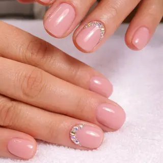 ネイル Ai Nail所属・中山 ヴィクトリアのネイルデザイン
