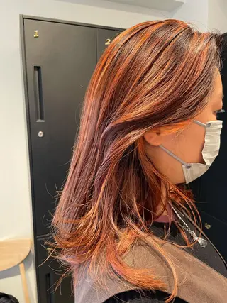 ミディアム カラー SALOWIN下北沢所属・hazuki 🌝のヘアスタイル