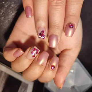 ネイル RUNWAY 　　の眉毛・アイブロウイメージ