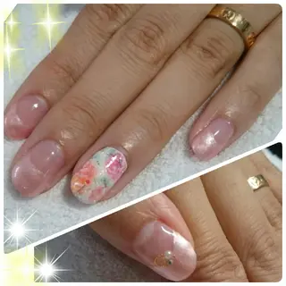 ネイル 柴崎 美幸のネイルデザイン